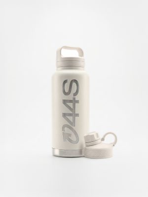 Thermos 044S | White background